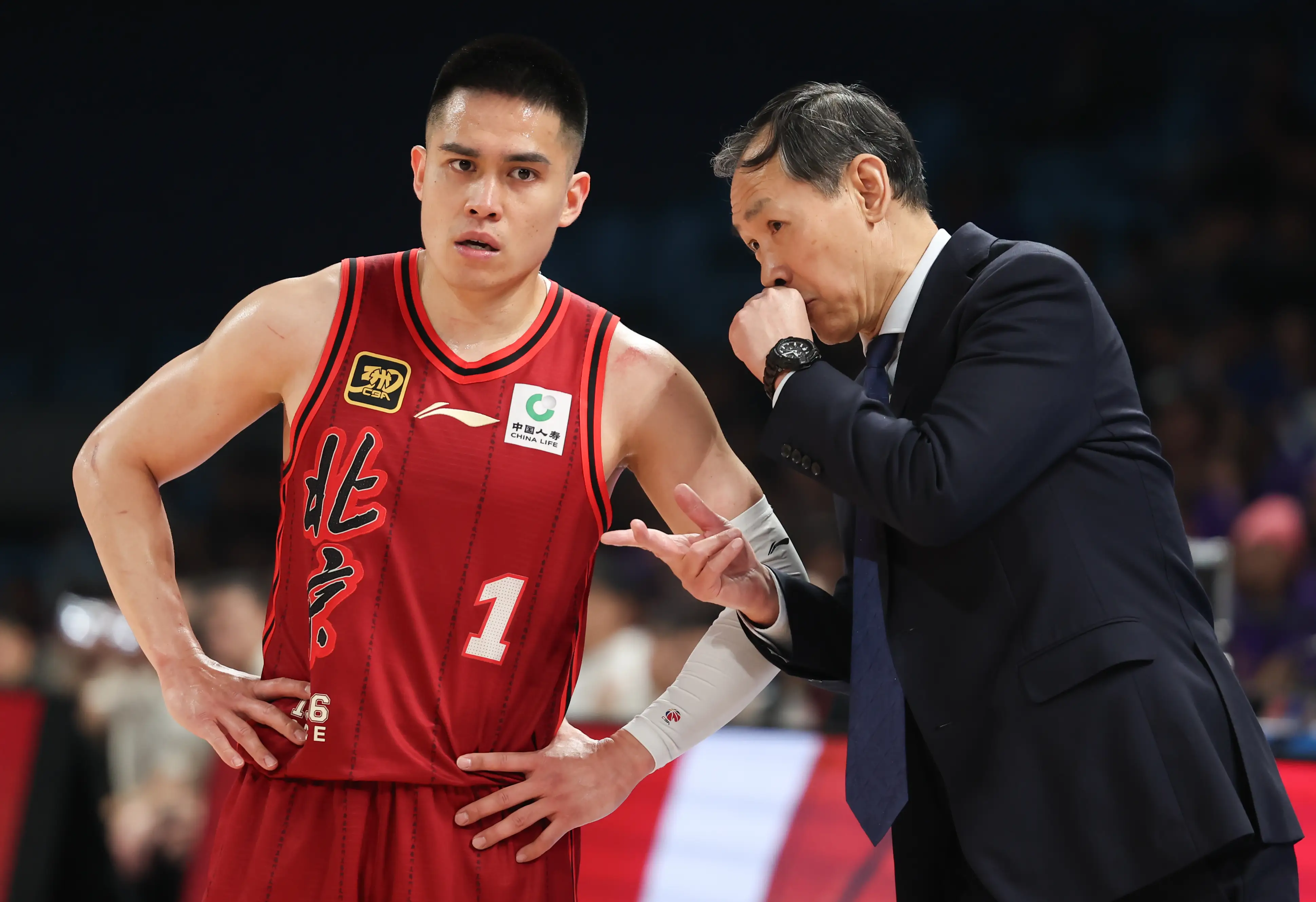 关键球处理冷静，球队稳住比赛局面(关键球什么意思)